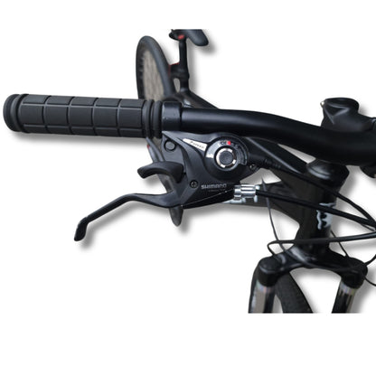 Bicicleta Lahsen XT9001  Aro 26 Negra