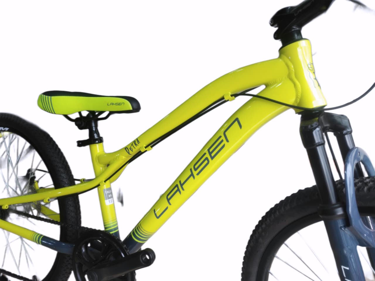 BICICLETA MTB LAHSEN DETRA ARO 24